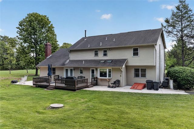 1625 Rosalie Drive, Lower Saucon Twp, PA 18055