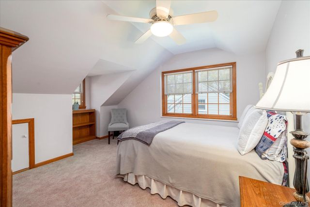 68 Broadway, Malverne, NY 11565