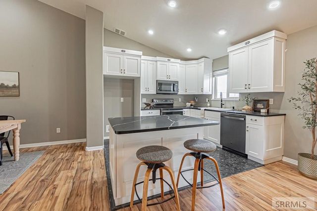 5040 S Vintage Lane, Ammon, ID 83406