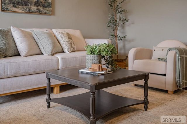 5040 S Vintage Lane, Ammon, ID 83406