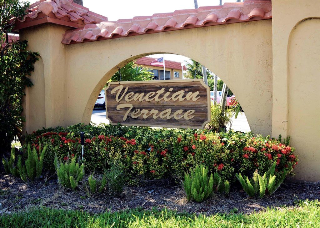 1901 W Woolbright Rd A202, Boynton Beach, FL 33426