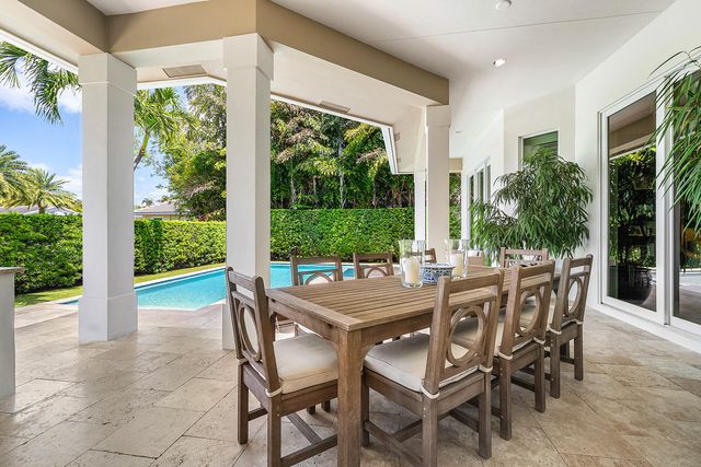 33 Spanish River Drive, Ocean Ridge, FL 33435