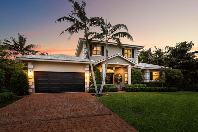 33 Spanish River Drive, Ocean Ridge, FL 33435
