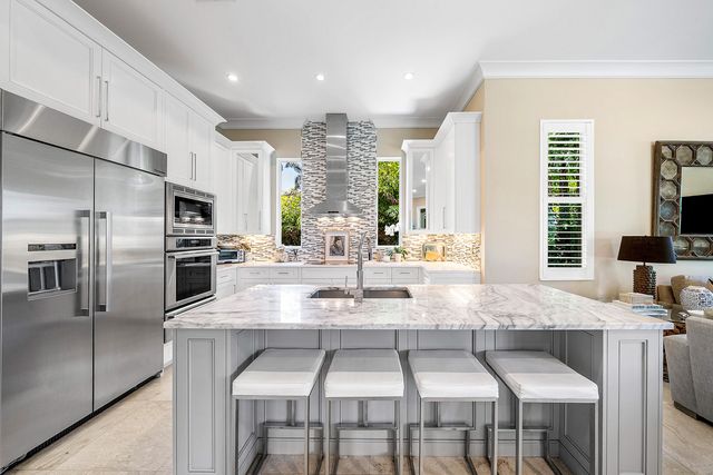 33 Spanish River Drive, Ocean Ridge, FL 33435