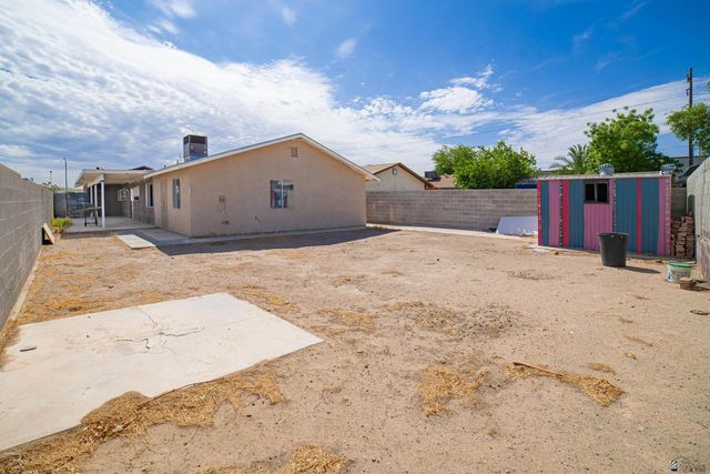 1076 S 13 AVE, Yuma, AZ 85364