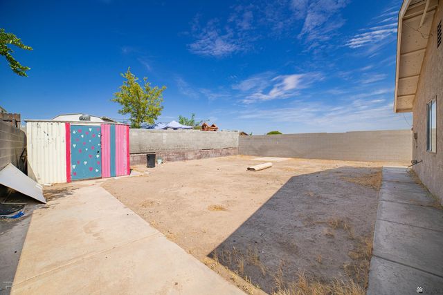 1076 S 13 AVE, Yuma, AZ 85364