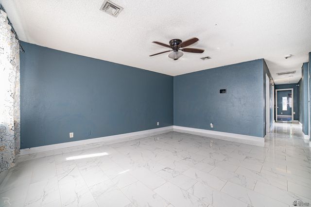 1076 S 13 AVE, Yuma, AZ 85364