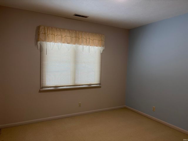 25675 County Road 24, Elkhart, IN 46517