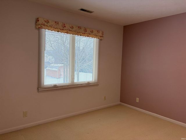 25675 County Road 24, Elkhart, IN 46517