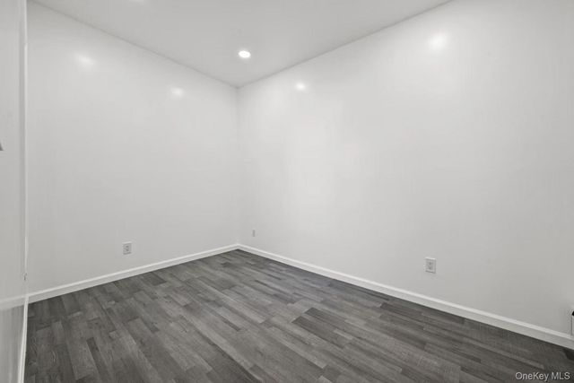 1814 120th Street, College Point, NY 11356