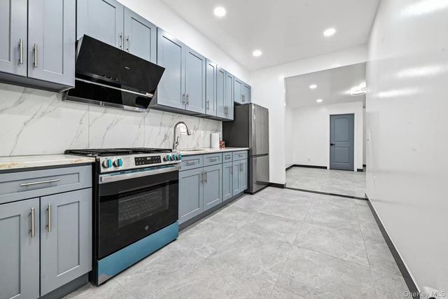 1814 120th Street, College Point, NY 11356