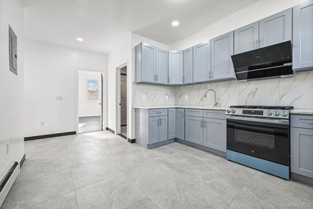 1814 120th Street, College Point, NY 11356