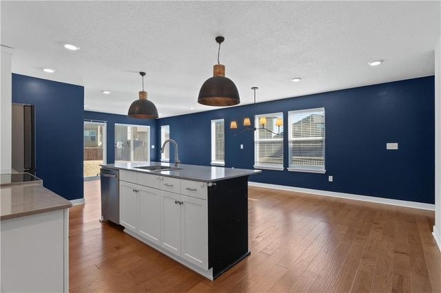 27614 Red Fox Street, Lee's Summit, MO 64086