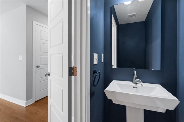 27614 Red Fox Street, Lee's Summit, MO 64086