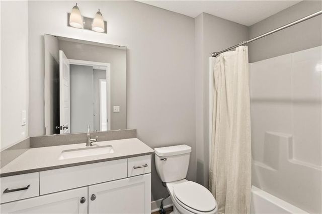 27614 Red Fox Street, Lee's Summit, MO 64086