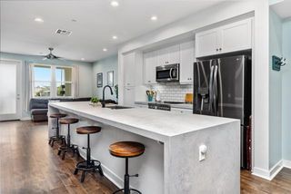 1121 Makena Way, Oceanside, CA 92054