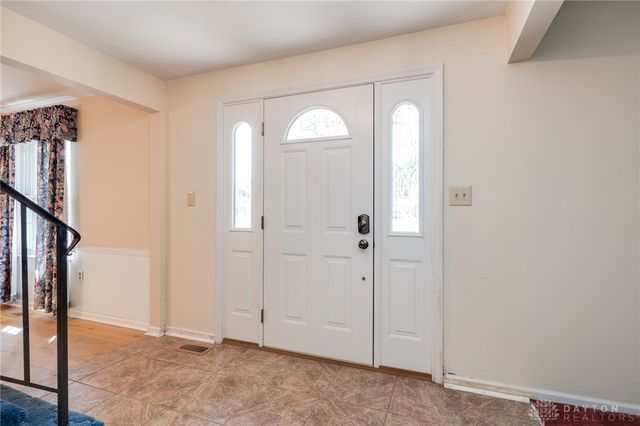 8030 Paragon Road, Dayton, OH 45458