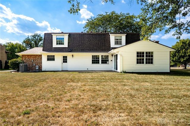 8030 Paragon Road, Dayton, OH 45458
