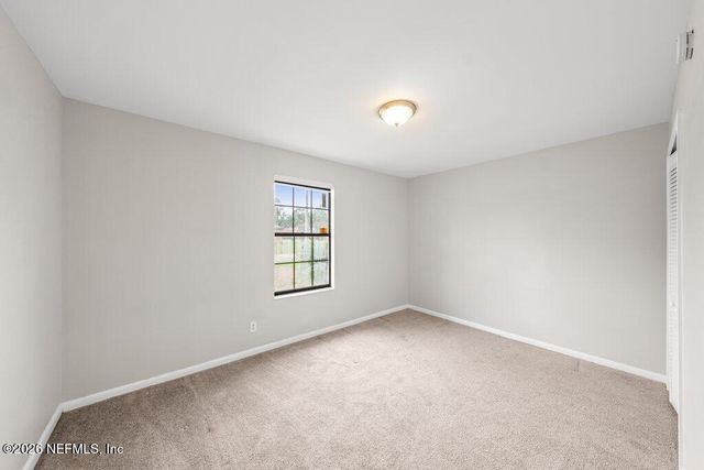 1235 SQUIRREL Lane N, Jacksonville, FL 32218