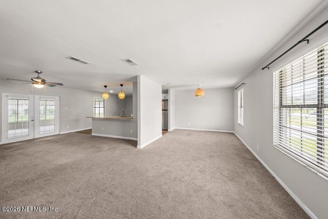 1235 SQUIRREL Lane N, Jacksonville, FL 32218