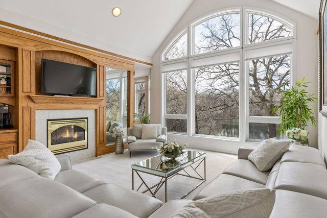 4367 Lexington Avenue N, Arden Hills, MN 55126