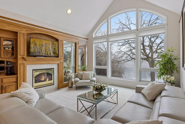 4367 Lexington Avenue N, Arden Hills, MN 55126