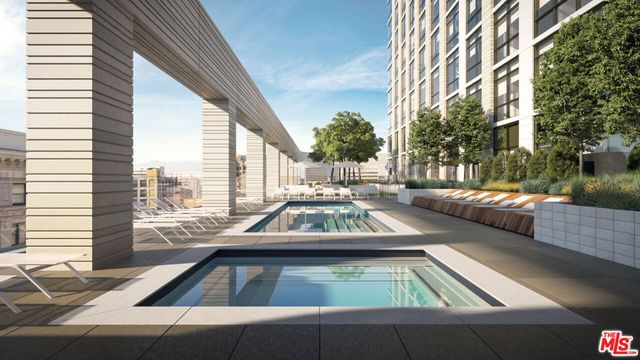 400 S Broadway Avenue 718, Los Angeles, CA 90013