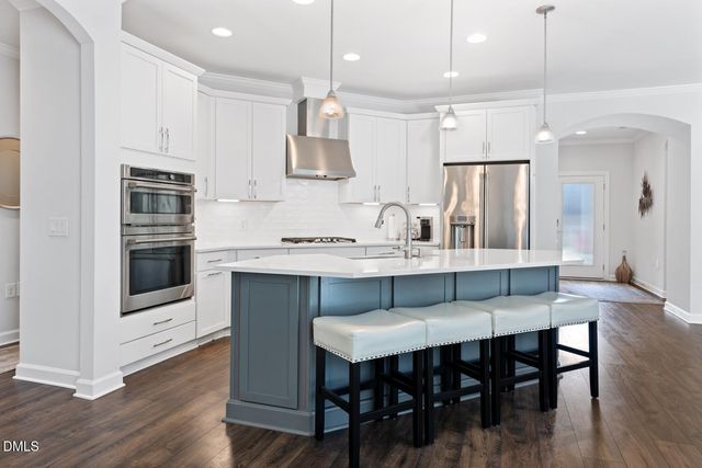 2116 Bradford Mill Court, Apex, NC 27539