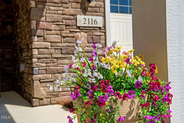 2116 Bradford Mill Court, Apex, NC 27539