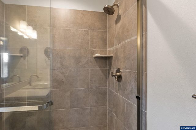 2045 SE Academy St, Dallas, OR 97338