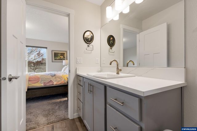 2045 SE Academy St, Dallas, OR 97338