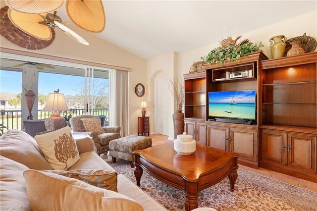 9151 Los Lagos CT 201, Bonita Springs, FL 34135