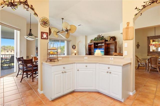 9151 Los Lagos CT 201, Bonita Springs, FL 34135