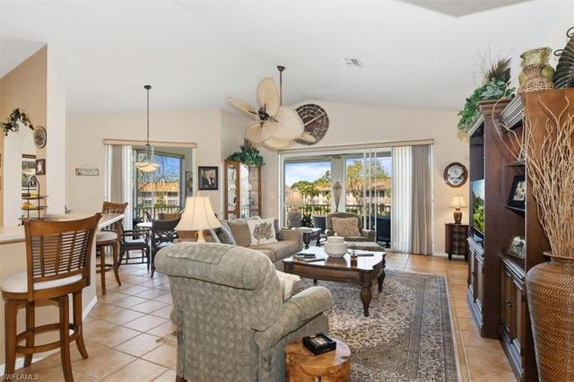 9151 Los Lagos CT 201, Bonita Springs, FL 34135