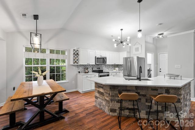 4002 Canbury Court, Charlotte, NC 28269