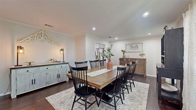 808 San Marcos Lane, Bedford, TX 76021
