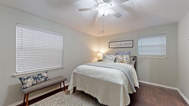 808 San Marcos Lane, Bedford, TX 76021
