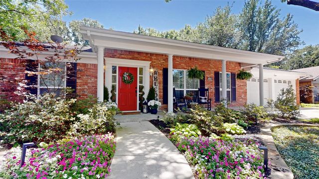 808 San Marcos Lane, Bedford, TX 76021