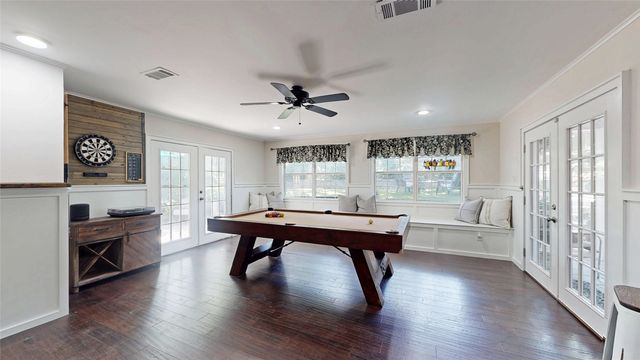 808 San Marcos Lane, Bedford, TX 76021