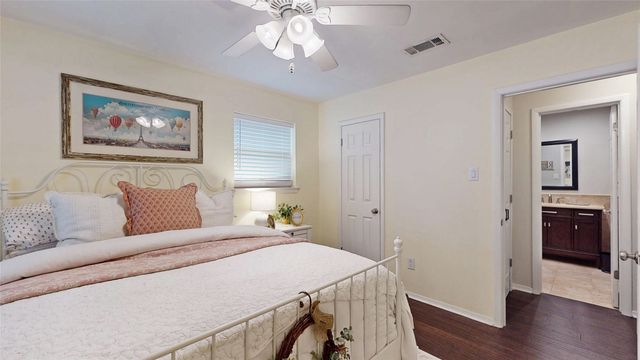 808 San Marcos Lane, Bedford, TX 76021