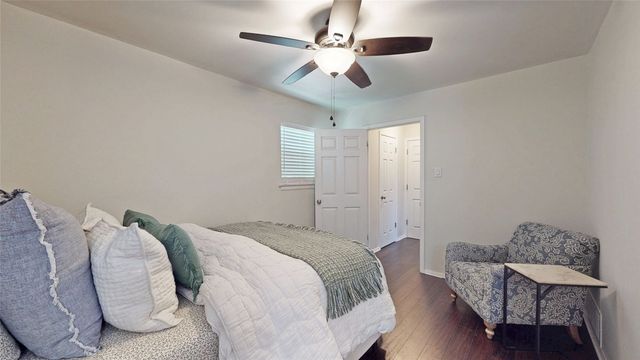 808 San Marcos Lane, Bedford, TX 76021