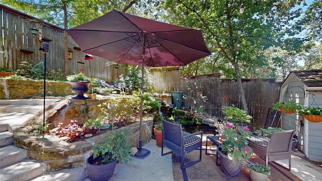 808 San Marcos Lane, Bedford, TX 76021
