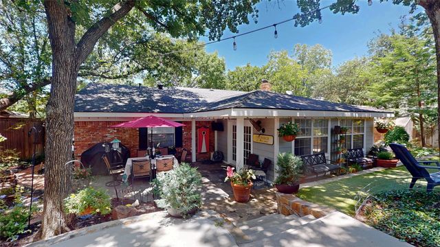 808 San Marcos Lane, Bedford, TX 76021