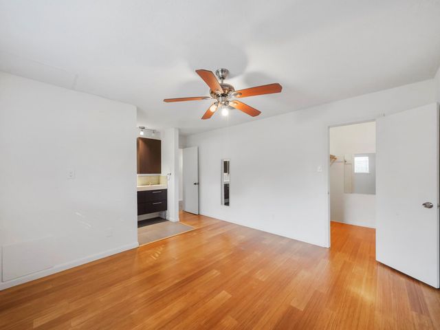 1223 Bramblebury Drive, Sugar Land, TX 77498