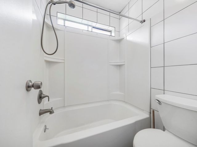 1223 Bramblebury Drive, Sugar Land, TX 77498