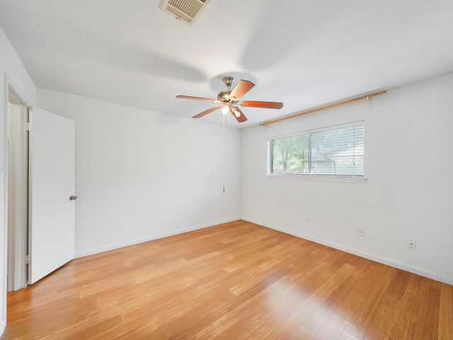 1223 Bramblebury Drive, Sugar Land, TX 77498