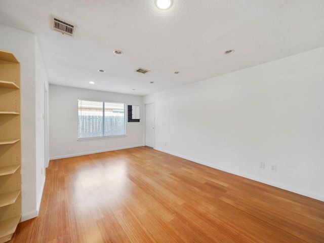 1223 Bramblebury Drive, Sugar Land, TX 77498