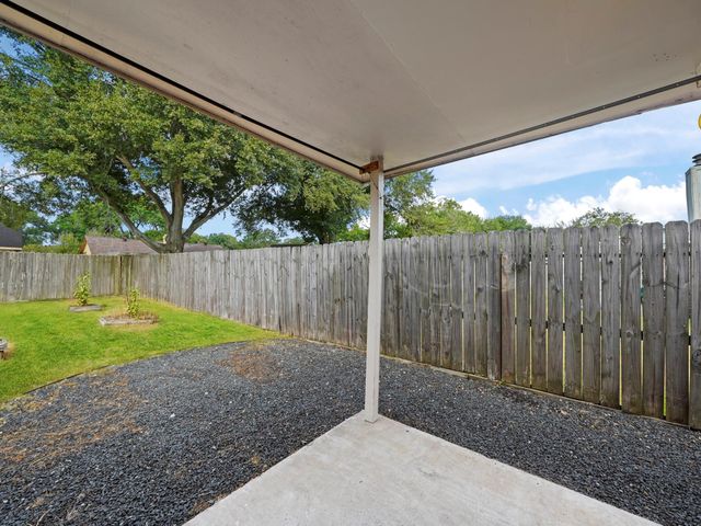 1223 Bramblebury Drive, Sugar Land, TX 77498