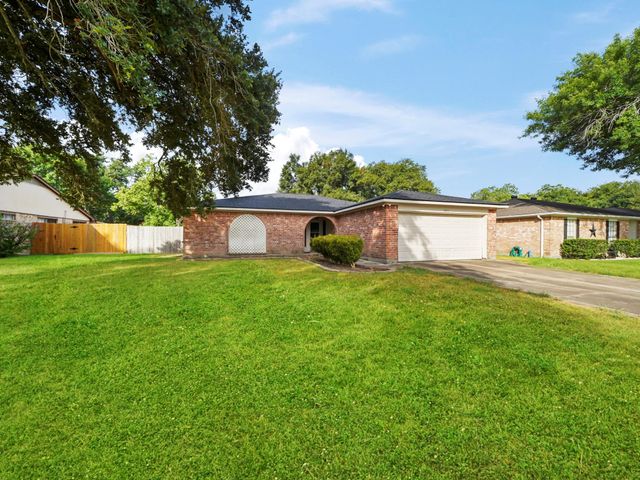 1223 Bramblebury Drive, Sugar Land, TX 77498