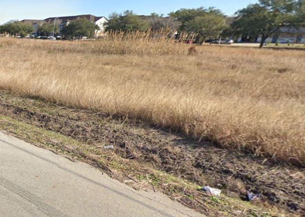 000 Easthaven Boulevard, Houston, TX 77075